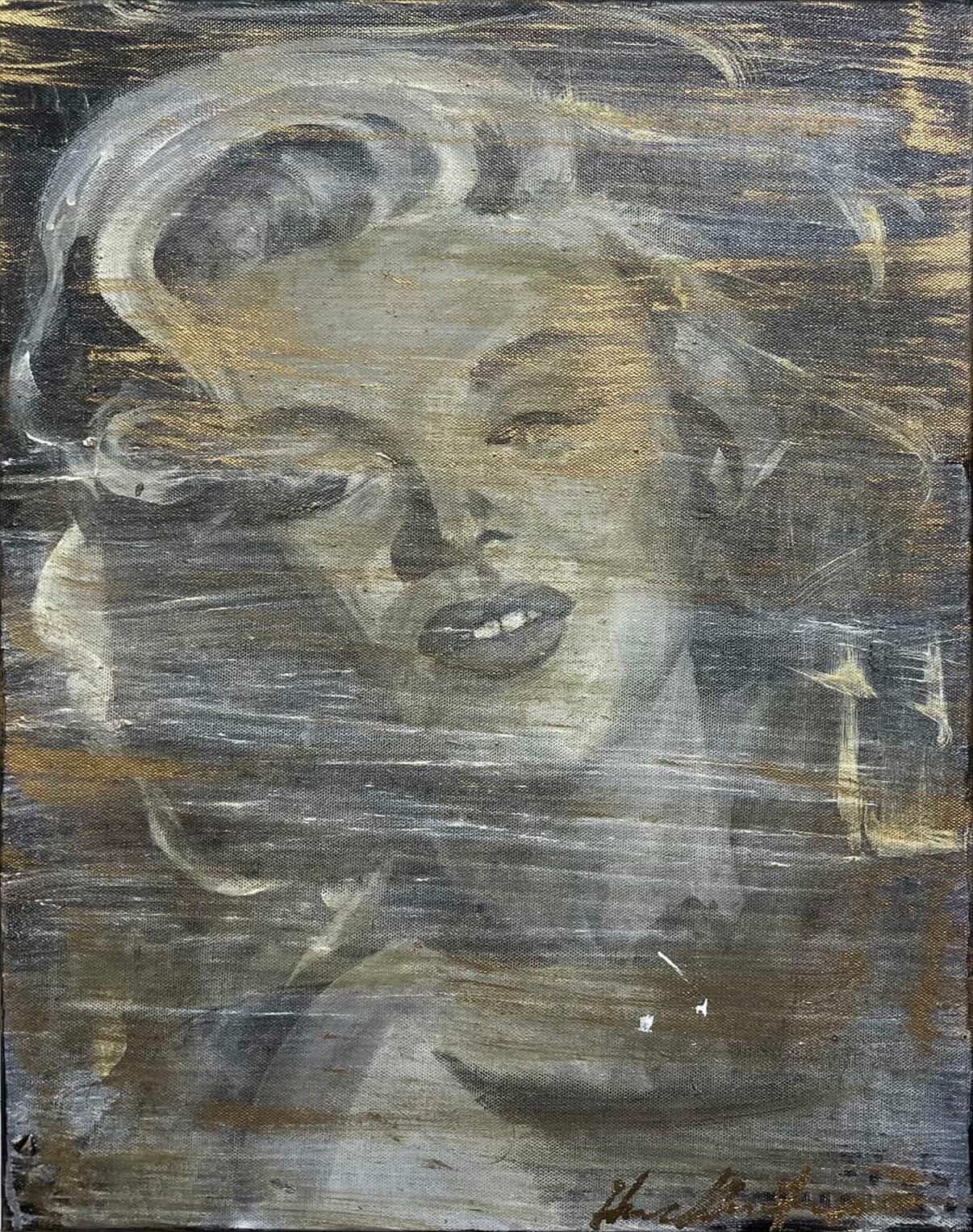 Monochrome portrait with gold horizontal texture.